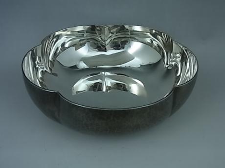 JAPANESE EARLY 20TH CENTURY PURE SILVER PLUM BLOSSOM SHAPED BOWL<br><font color=red><b>SOLD</b></font>