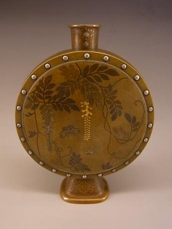 JAPANESE MEIJI PERIOD BRONZE DRUM SHAPED SMALL VASE WITH MIXED METALS DESIGN BY NOGAWA COMPANY OF KYOTO<br><font color=red><b>SOLD</b></font> 