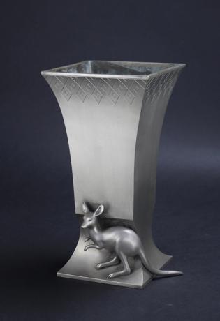 JAPANESE EARLY 20TH CENTURY BRONZE VASE WITH KANGAROO<br><font color=red><b>SOLD</b></font>