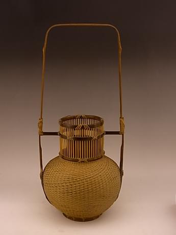 JAPANESE 20TH CENTURY BAMBOO BASKET BY OKADA SESSAI<br><font color=red><b>SOLD</b></font>  	
