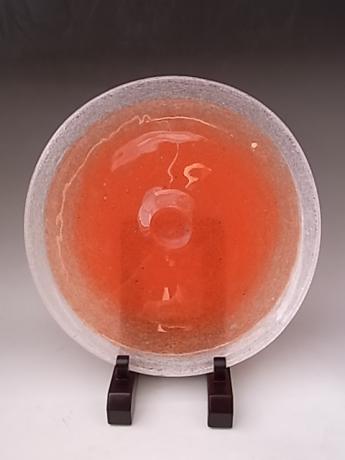 JAPANESE MID 20TH CENTURY HAND BLOWN GLASS PLATE BY IWATA TOSHICHI<br><font color=red><b>SOLD</b></font>