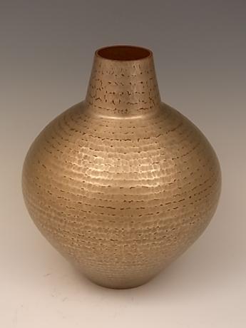JAPANESE 20TH CENTURY HAND-HAMMERED COPPER VASE BY GYOKUSENDO<br><font color=red><b>SOLD</b></font> 