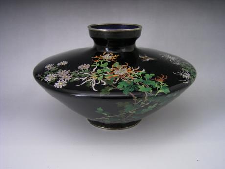 JAPANESE EARLY 20TH CENTURY CLOISONNE VASE BY HAYASHI<br><font color=red><b>SOLD</b></font>