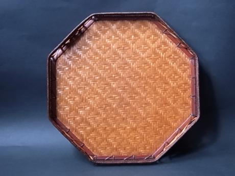 JAPANESE 20TH CENTURY BAMBOO TRAY BY LNT ARTIST IIZUKA SHOKANSAI