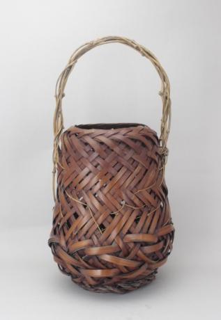 JAPANESE EARLY 20TH CENTURY BAMBOO FLOWER BASKET