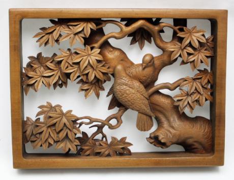 JAPANESE EARLY 20TH CENTURY FINELY CARVED PIGEON DESIGN SMALL WOODEN PANEL<br><font color=red><b>SOLD</b></font> 