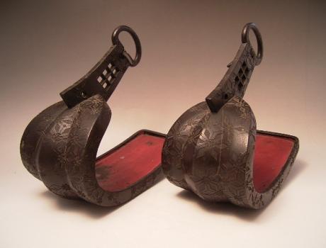 JAPANESE EDO PERIOD IRON ABUMI STIRRUPS<br><font color=red><b>SOLD</b></font>