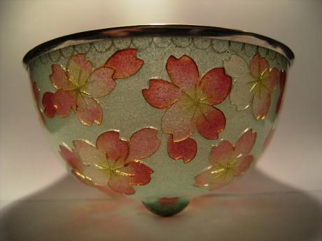 JAPANESE 20TH CENTURY CHERRY BLOSSOM DESIGN BOWL<br><font color=red><b>SOLD</b></font>