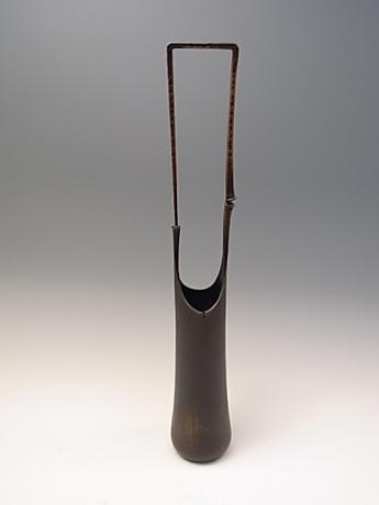 JAPANESE MID-LATE 20TH CENTURY BRONZE VASE BY UGAJIN BEIRYU<br><font color=red><b>SOLD</b></font>