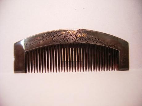 JAPANESE MEIJI PERIOD COMB WITH SILVER FRAME