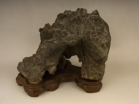 JAPANESE 20TH CENTURY VIEWING STONE AND STAND<br><font color=red><b>SOLD</b></font>