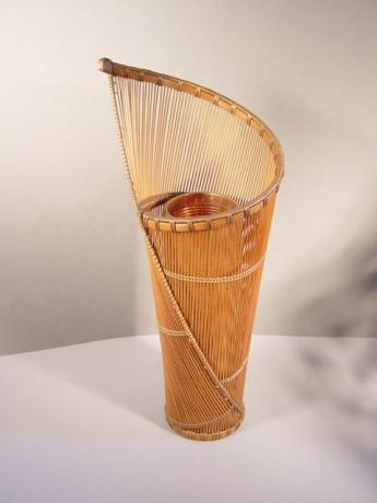 JAPANESE BAMBOO FLOWER BASKET<br><font color=red><b>SOLD</b></font>