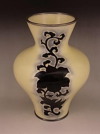 JAPANESE EARLY 20TH CENTURY ANDO CLOISONNE VASE