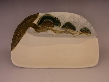JAPANESE EARLY 21ST CENTURY EARTHENWARE PLATE MADE BY SAEKI MORIYOSHI<br><font color=red><b>SOLD</b></font>