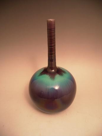 JAPANESE 20TH CENTURY KUTANI VASE BY TOKUDA YASOKICHI III <br><font color=red><b>SOLD</b></font>