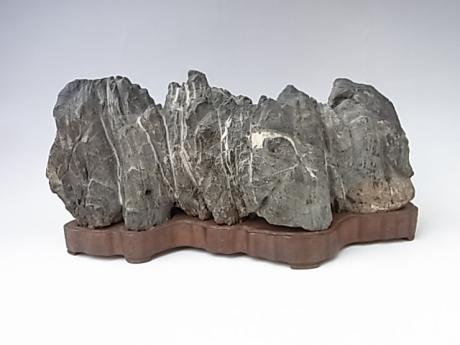JAPANESE SUISEKI VIEWING STONE AND STAND<br><font color=red><b>SOLD</b></font>
