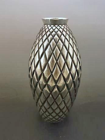 JAPANESE 1970'S CENTURY PURE SILVER VASE<br><font color=red><b>SOLD</b></font> 