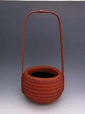 JAPANESE MID 20TH CENTURY BAMBOO FLOWER BASKET BY IMPERIAL HOUSEHOLD ARTIST YAGISAWA KEIZO<br><font color=red><b>SOLD</b></font> 