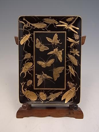 JAPANESE EARLY 20TH CENTURY KOMAI INSECT DESIGN MINI TRAY<br><font color=red><b>SOLD</b></font> 
