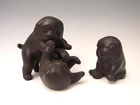 JAPANESE EARLY 20TH CENTURY BRONZE TRIO OF PUPPIES<br><font color=red><b>SOLD</b></font> 