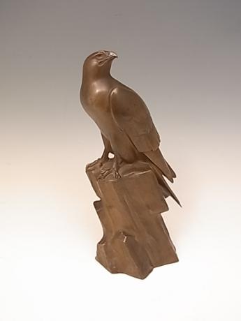 JAPANESE CIRCA 1936 BRONZE HAWK BY TSUDA SHINOBU<br><font color=red><b>SOLD</b></font>