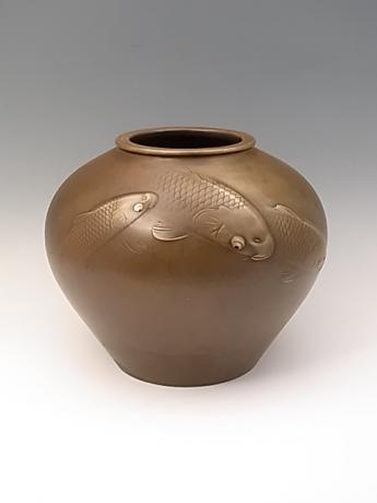 JAPANESE 20TH CENTURY BRONZE VASE WITH KOI DESIGN<br><font color=red><b>SOLD</b></font>