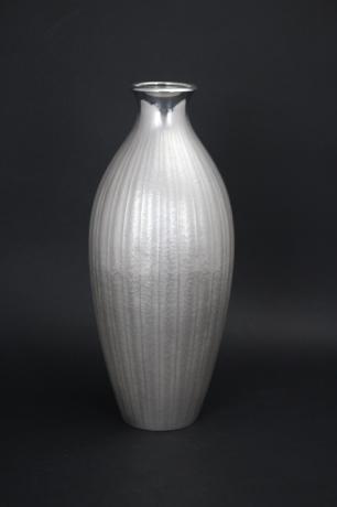 JAPANESE MID 20TH CENTURY PURE SILVER VASE BY MITSUYUKI<br><font color=red><b>SOLD</b></font>