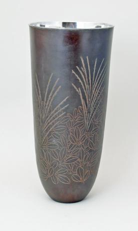 Japanese mid 20th century bronze vase by MANABU GOTO<br><font color=red><b>SOLD</b></font>