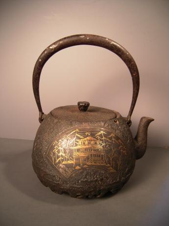 MEIJI PERIOD KOMAI STYLE GOLD/SILVER INLAID IRON POT<br><font color=red><b>SOLD</b></font>