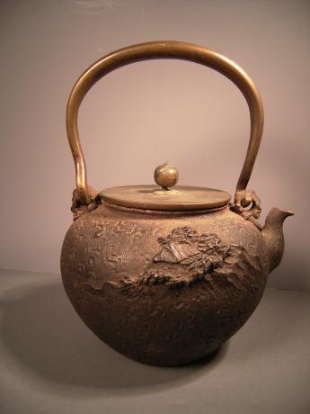 MEIJI PERIOD LANDSCAPE DESIGN IRON POT<br><font color=red><b>SOLD</b></font>