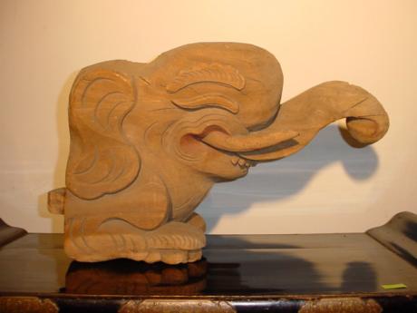 JAPANESE 19TH CENTURY CARVED ELEPHANT HEAD<br><font color=red><b>SOLD</b></font>