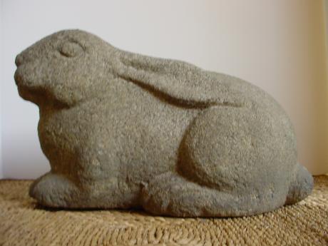JAPANESE 20TH CENTURY CARVED GRANITE RABBIT GARDEN DECORATION <br><font color=red><b>STOLEN</b</font>