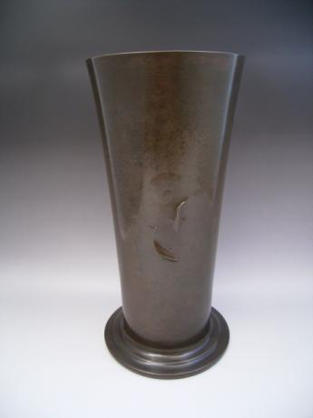 JAPANESE MEIJI PERIOD LARGE BRONZE KOI VASE<br><font color=red><b>SOLD</b></font>