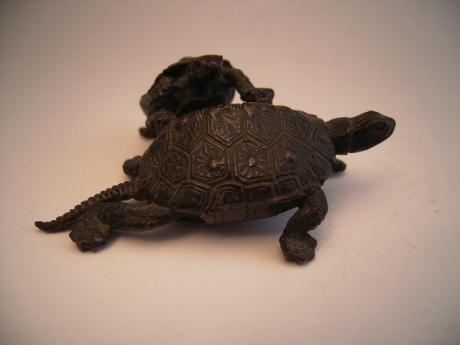 JAPANESE MEIJI PERIOD PAIR OF BRONZE TURTLES<br><font color=red><b>SOLD</b></font>