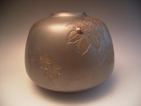 JAPANESE SHOWA PERIOD BRONZE VASE BY SHIMADA SOUGO<br><font color=red><b>SOLD</b></font>