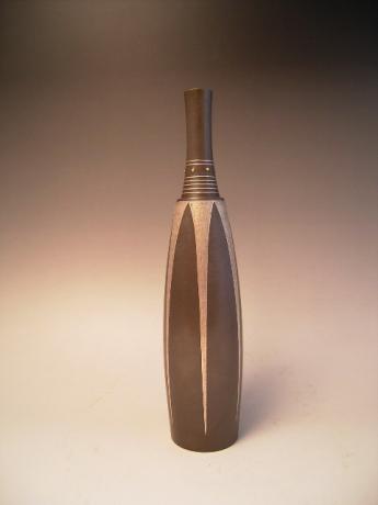 JAPANESE 20TH CENTURY BRONZE VASE WITH INLAYS BY LNT KANAMORI EIICHI<br><font color=red><b>SOLD</b></font>