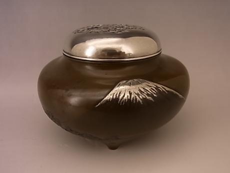 JAPANESE MEIJI PERIOD BRONZE INCENSE BURNER<br><font color=red><b>SOLD</b></font> 