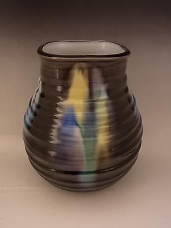 JAPANESE 20TH C. PORCELAIN VASE BY LIVING NATIONAL TREASURE TOKUDA YASOKICHI III<br><font color=red><b>SOLD</b></font>