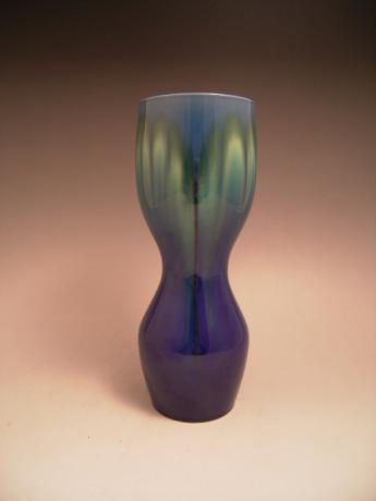 JAPANESE 20TH C. PORCELAIN VASE BY LIVING NATIONAL TREASURE TOKUDA YASOKICHI III<br><font color=red><b>SOLD</b></font>