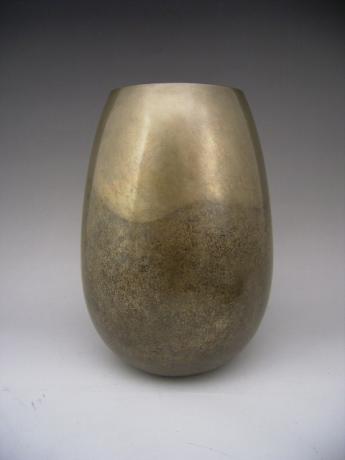 JAPANESE 20TH CENTURY BRONZE VASE BY KANAOKA SOUKOU<br><font color=red><b>SOLD</b></font>