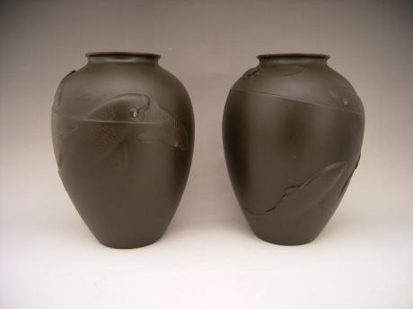 JAPANESE EARLY 20TH CENTURY PAIR OF BRONZE KOI VASES<br><font color=red><b>SOLD</b></font>