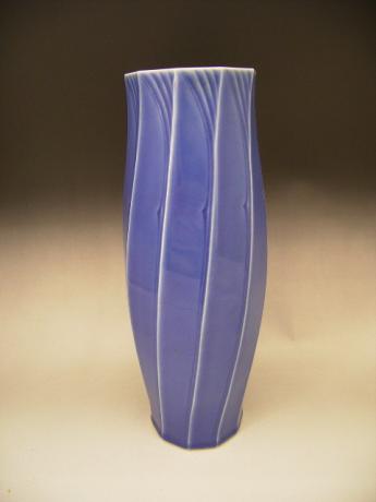 JAPANESE EARLY 20TH CENTURY PORCELAIN VASE BY ITO SUIKO<br><font color=red><b>SOLD</b></font>