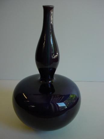 2OTH CENTURY KUTANI PORCELAIN VASE BY MASAHIKO. Living National Treasure<br><font color=red><b>SOLD</b></font>