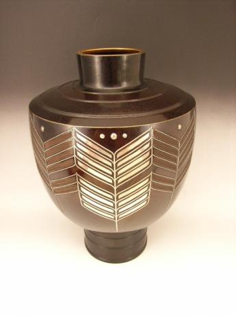 JAPANESE LATE 20TH CENTURY BRONZE VASE BY HONBO KEISEN<br><font color=red><b>SOLD</b></font>
