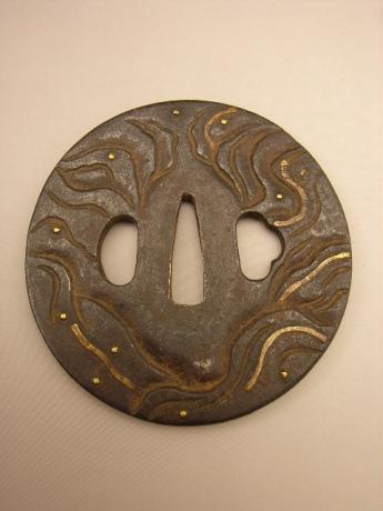 JAPANESE MID EDO PERIOD SHOAMI STYLE TSUBA<br><font color=red><b>SOLD</b></font>
